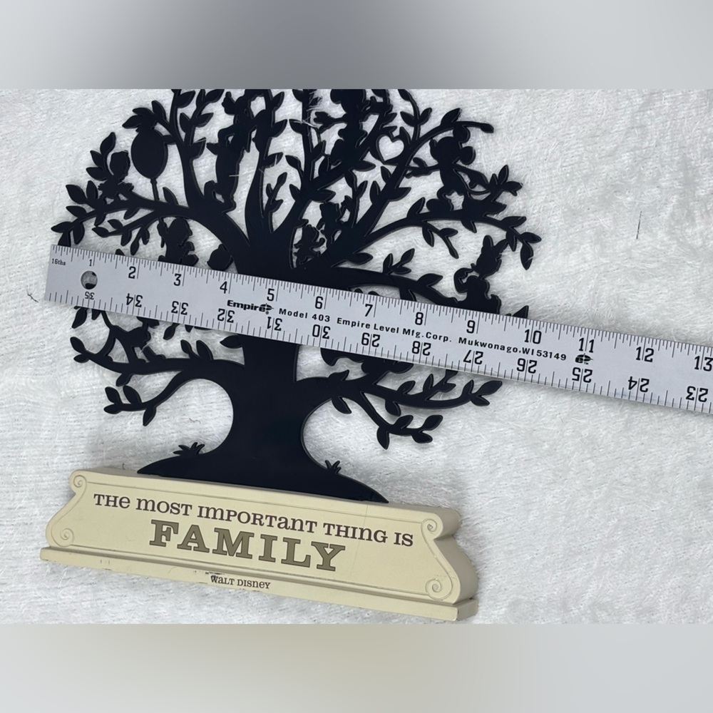 Hallmark Black Family Tree Wall Decor 🧑‍🧑‍🧒‍🧒🟰🏠 - Picture 7 of 9